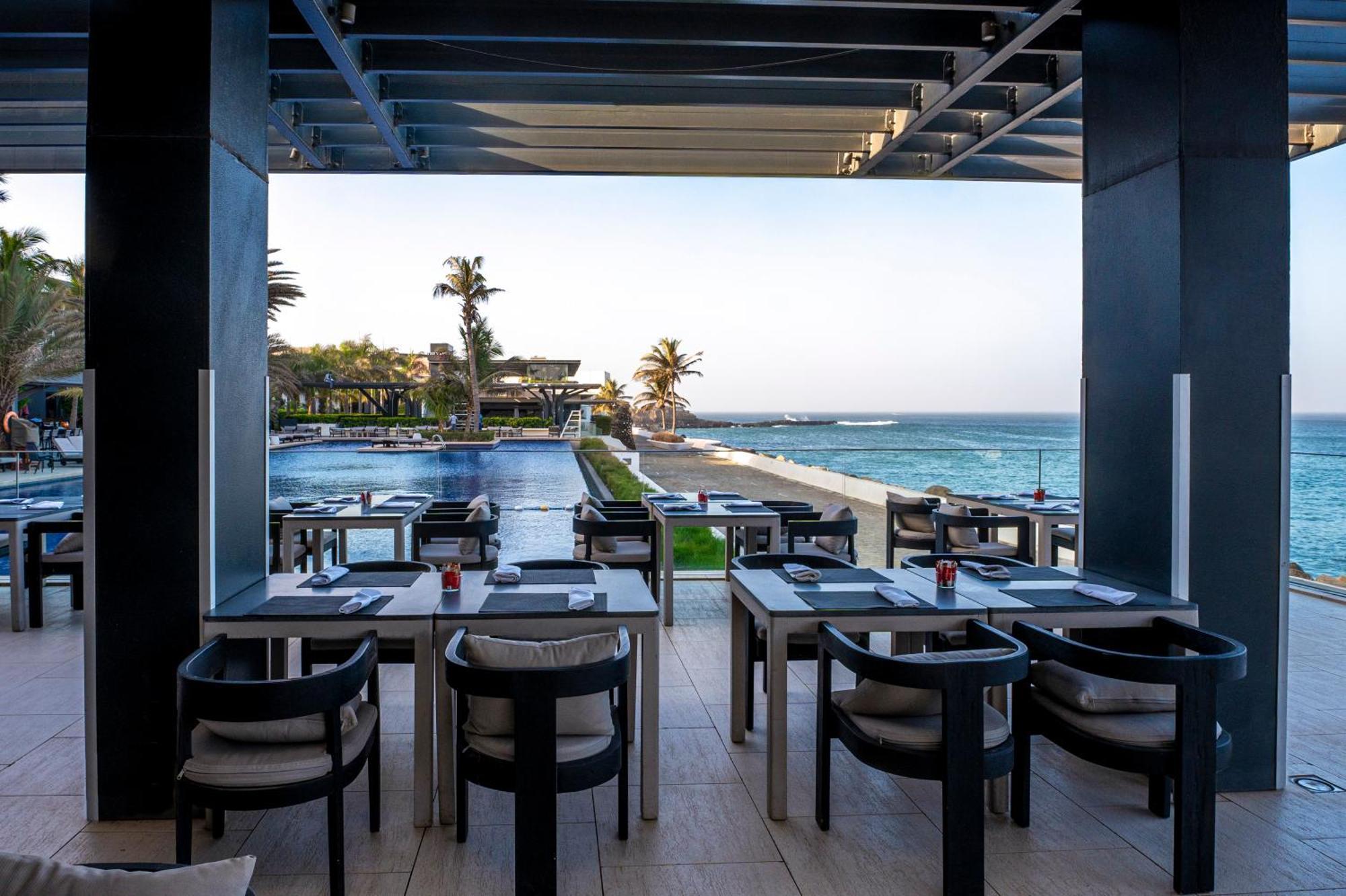 Radisson Blu Hotel, Dakar Sea Plaza Exterior foto The Beach