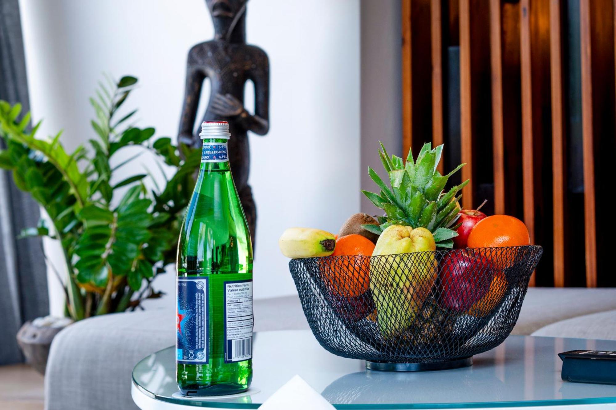 Radisson Blu Hotel, Dakar Sea Plaza Exterior foto A bottle of Perrier